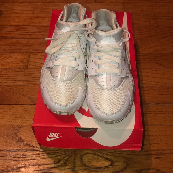 Nike Huarache Run - Picture 1 of 5